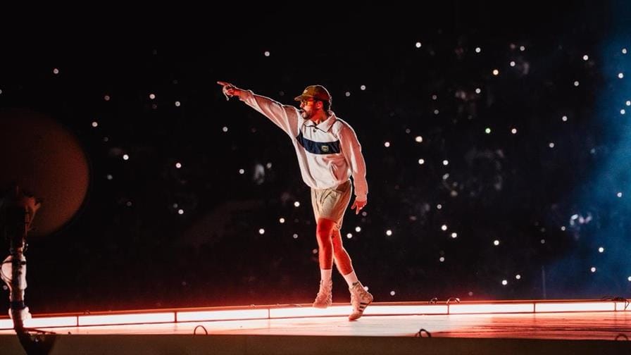 El astro de la música urbana Bad Bunny comenzó en Santo Domingo el "Debí tirar más fotos world tour". (FUENTE EXTERNA)